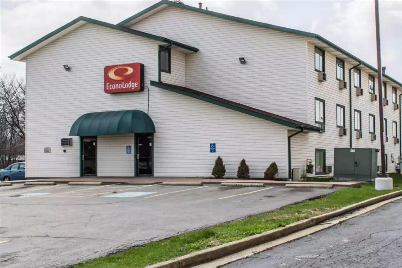 Econo Lodge Akron Copley Northwest Montrose Exteriör bild