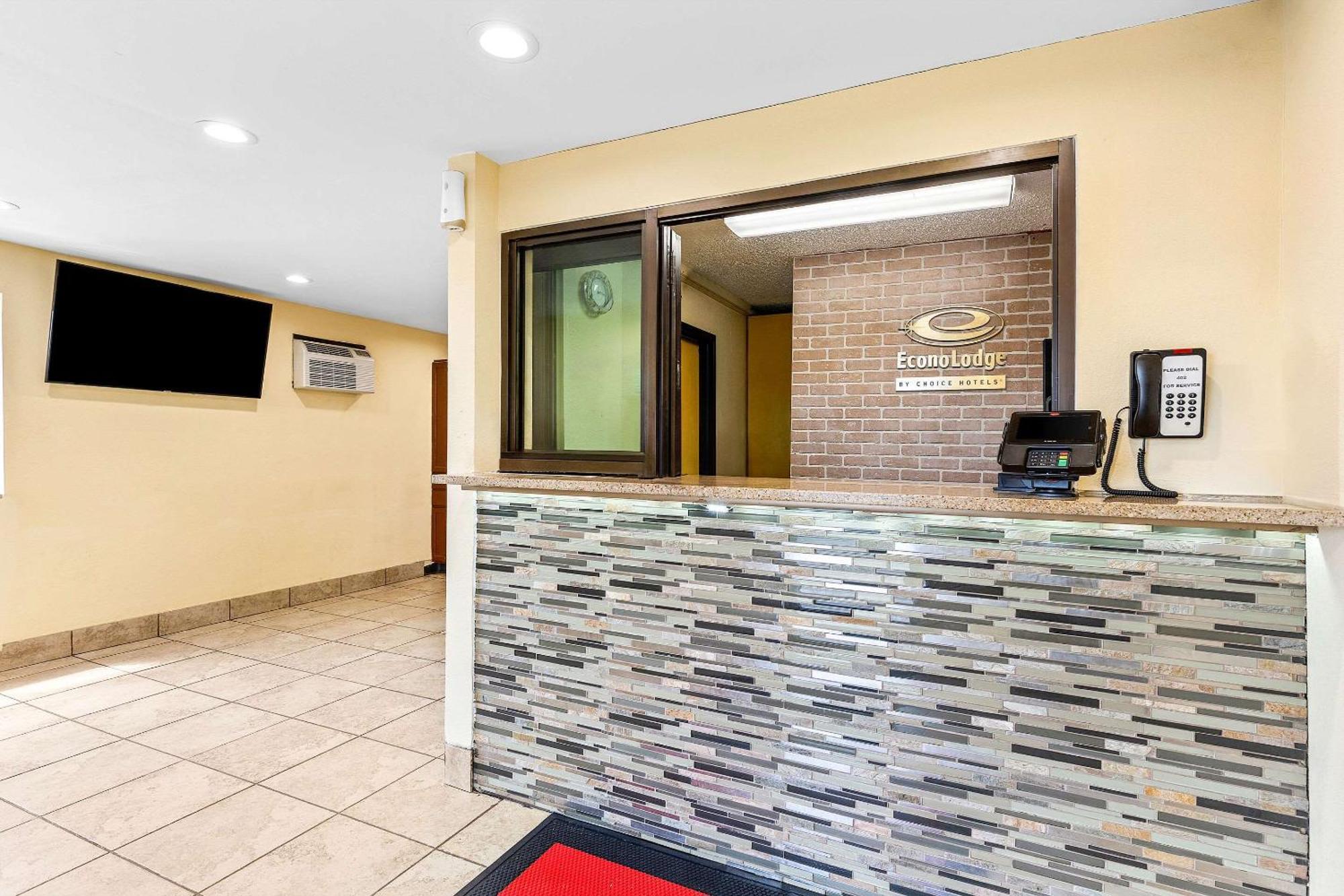 Econo Lodge Akron Copley Northwest Montrose Exteriör bild