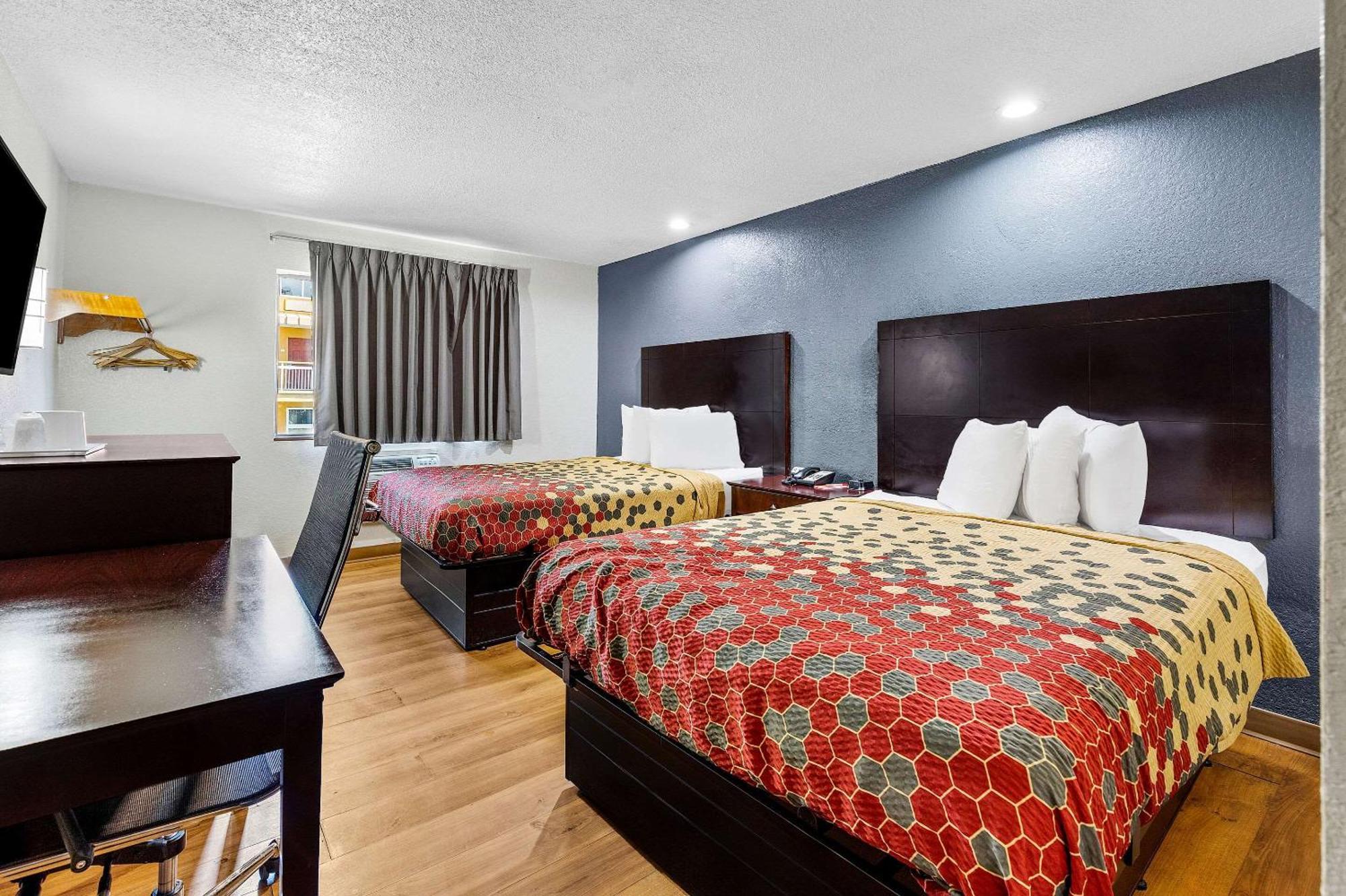 Econo Lodge Akron Copley Northwest Montrose Exteriör bild